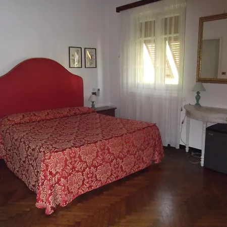 La Vela-castello Il Rifugio 3*