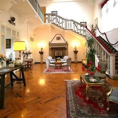 La Vela-castello Il Rifugio