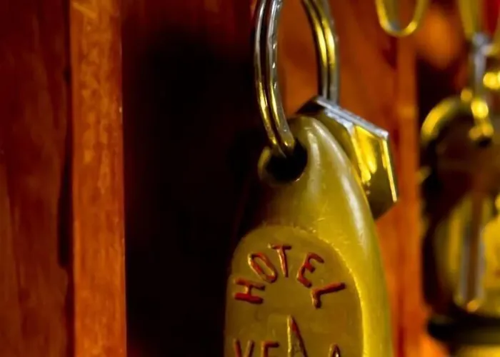 La Vela-castello Il Rifugio Hotel 3*