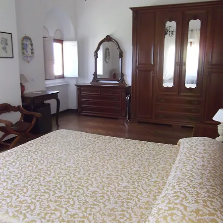 La Vela-castello Il Rifugio 3*