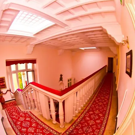 La Vela-castello Il Rifugio Hotel 3*