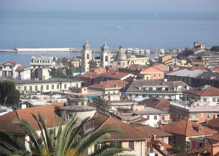 Hotel La Vela-castello Il Rifugio 3*