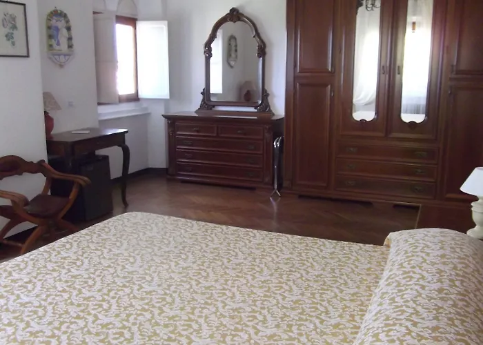 La Vela-castello Il Rifugio 3*