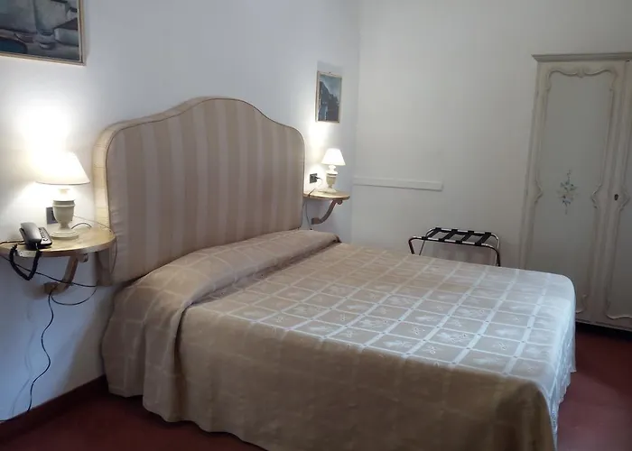 Hotel La Vela-castello Il Rifugio